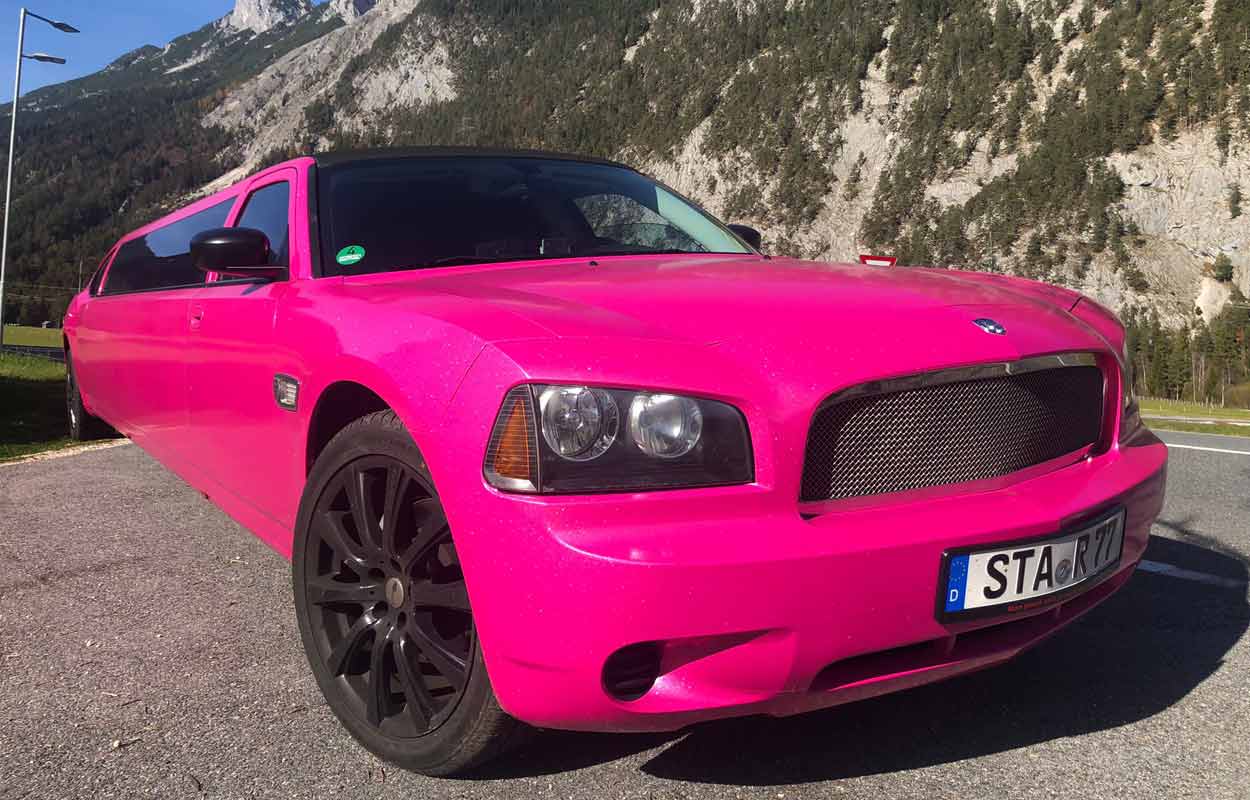 Glitzer Pinke Stretchlimousine von JM Limousinen Oberland